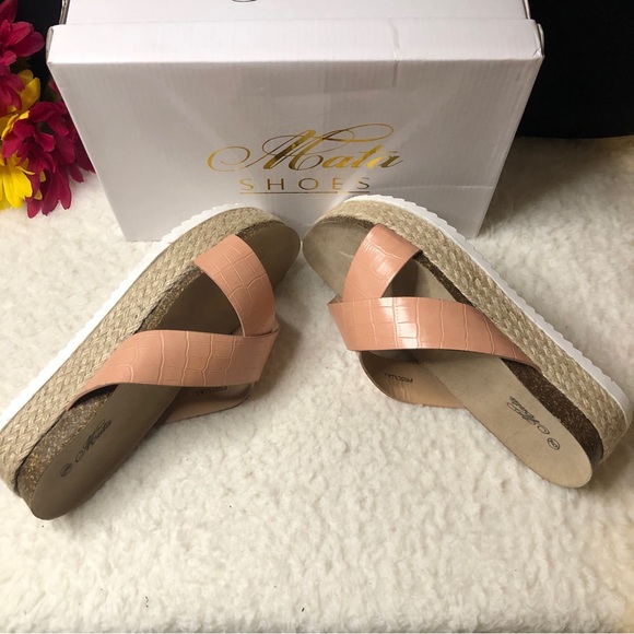 New Mata Shoes Blush Croc Embossed Criss Cross Espadrille Slip On Sandals - Picture 9 of 14